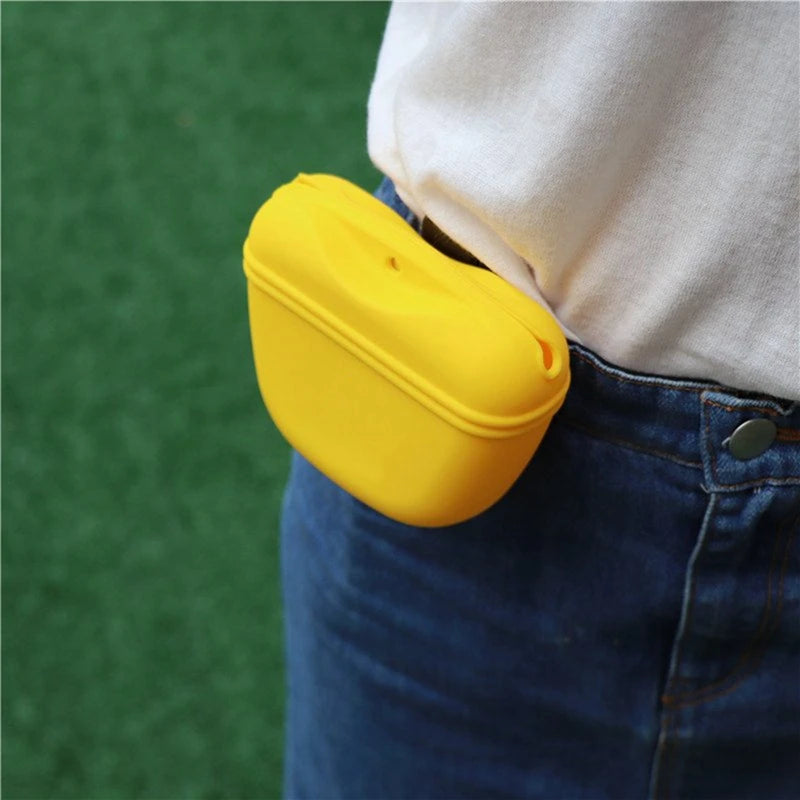 Dog Treat Pouch – Portable Training Bag With Belt Clip
