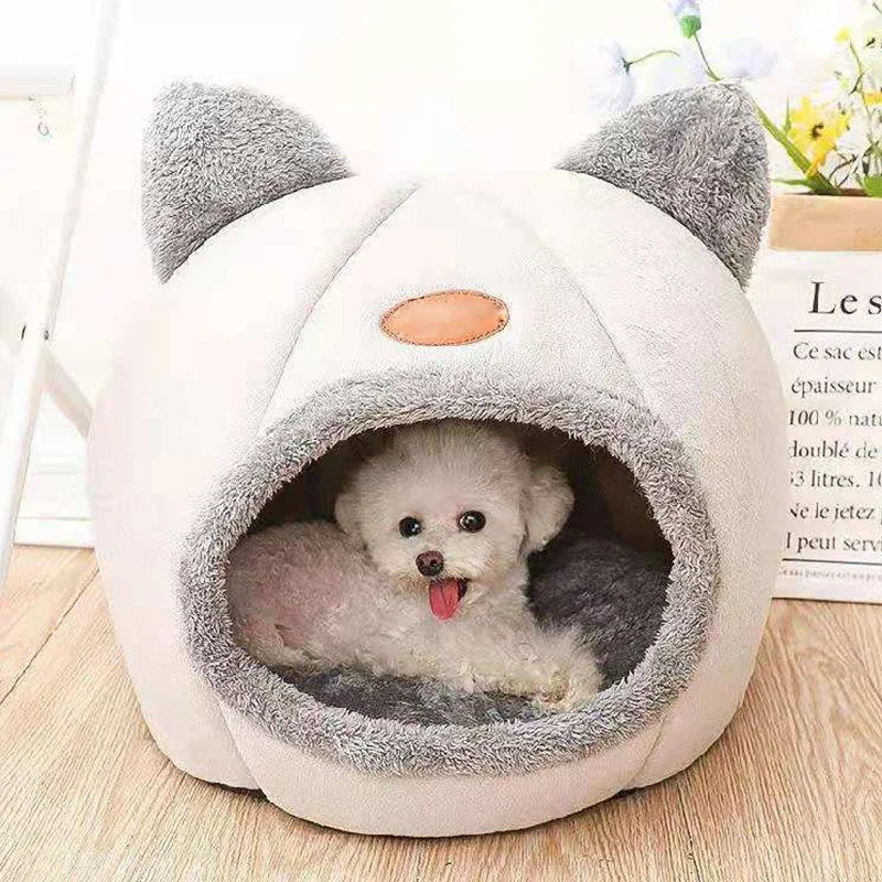 Winter Cat Bed – Cozy Indoor Cave House with Removable Cushion