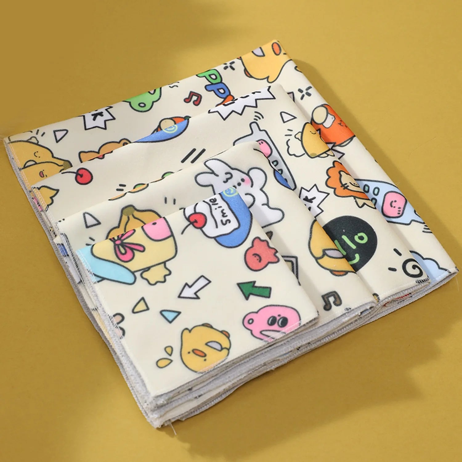 Cat Swaddle Wrap – Self-Adherent Anti-Scratch Grooming & Nail Clipping
