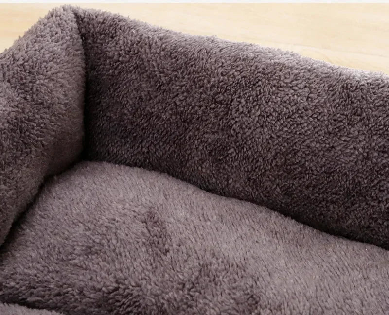 Large Dog Bed – Warm Square Pet Nest for Dogs & Cats