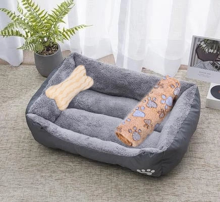 Large Dog Bed – Warm Square Pet Nest for Dogs & Cats