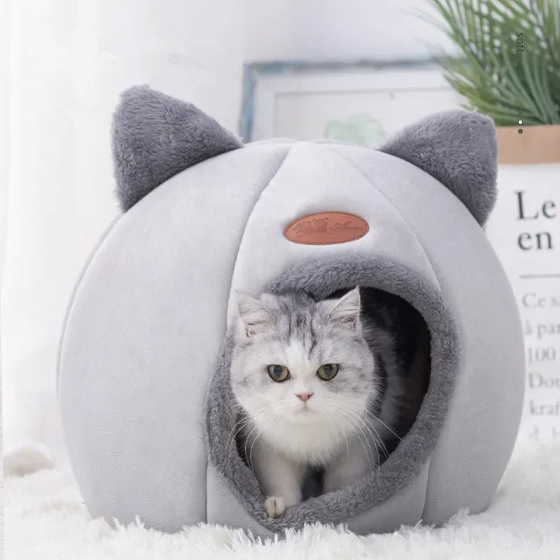 Winter Cat Bed – Cozy Indoor Cave House with Removable Cushion