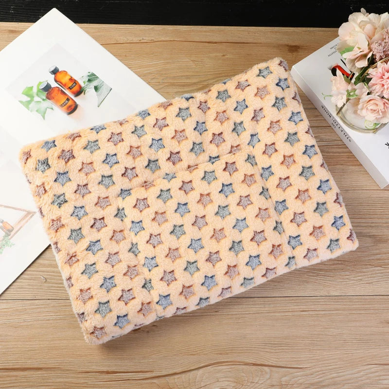 Cat Sleeping Mat – Plush Warm Cushion for Cats & Small Dogs