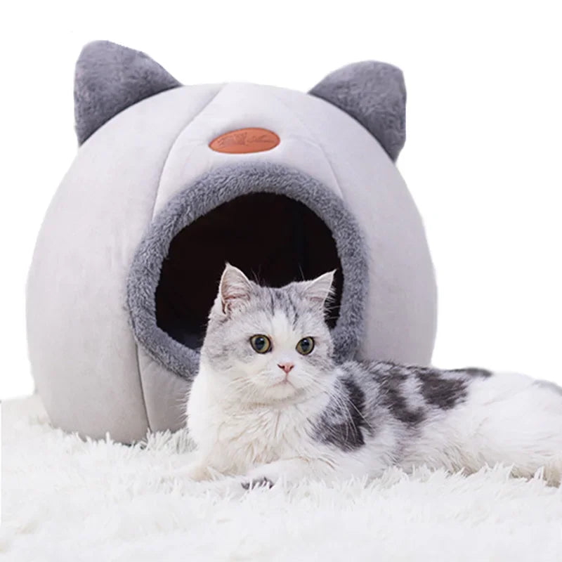 Winter Cat Bed – Cozy Indoor Cave House with Removable Cushion