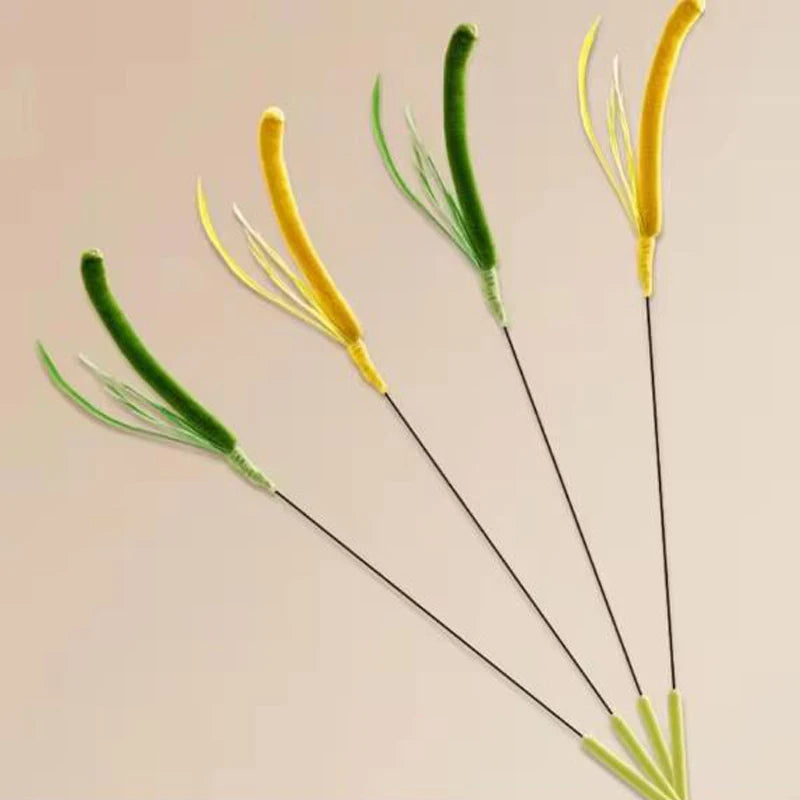 Feather Cat Wand – Flexible Interactive Teaser Toy for Cats