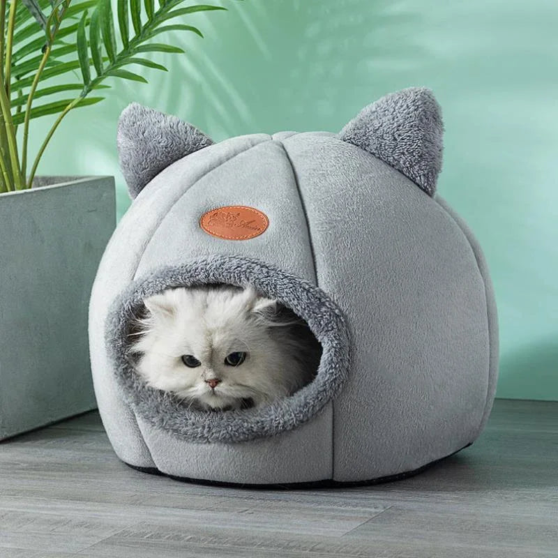 Winter Cat Bed – Cozy Indoor Cave House with Removable Cushion