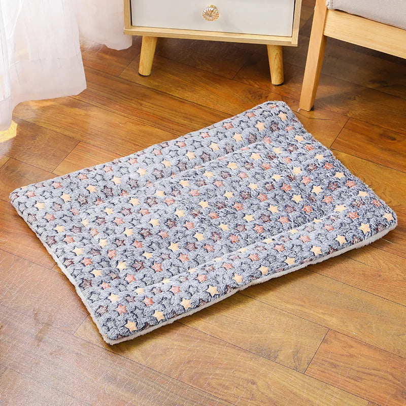 Cat Sleeping Mat – Plush Warm Cushion for Cats & Small Dogs