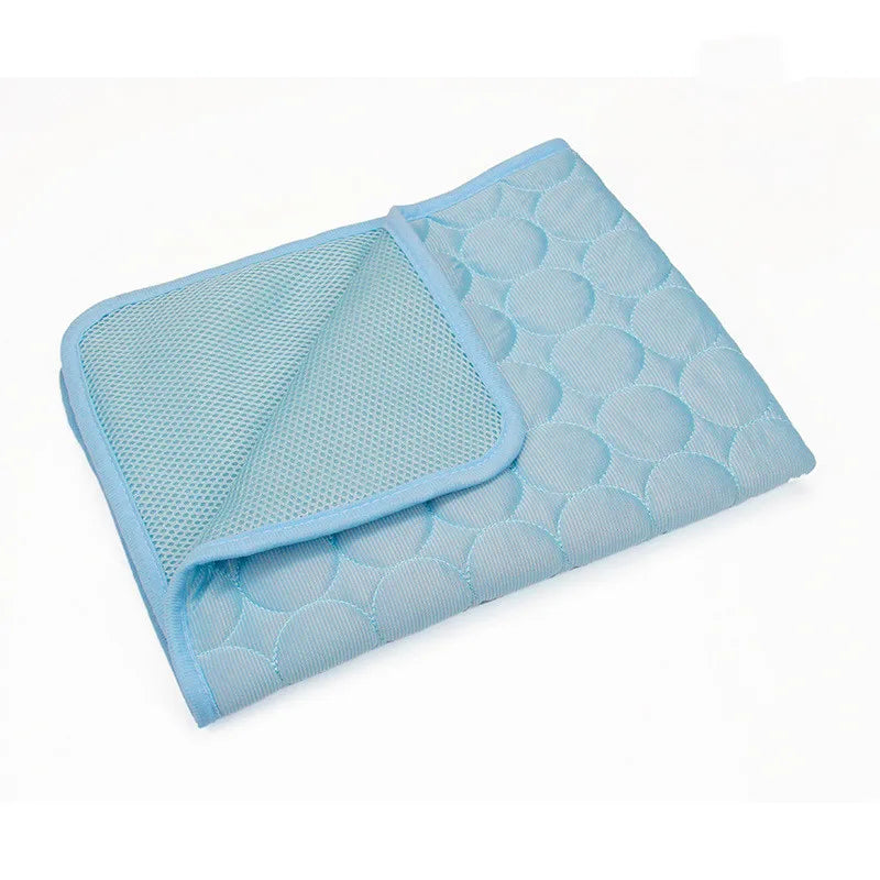 Dog Cooling Mat – Self-Cooling Washable Summer Pet Pad