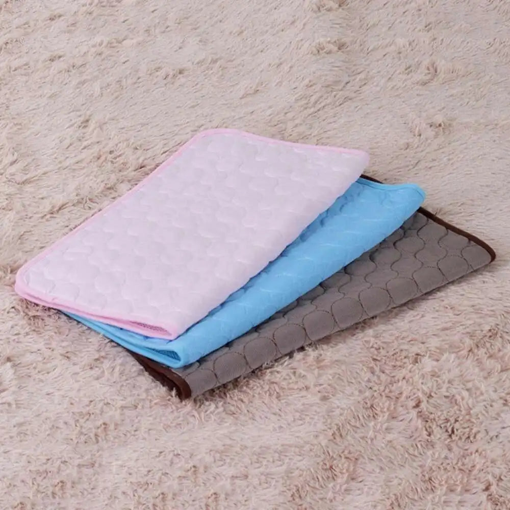 Dog Cooling Mat, Reusable Summer Cooling Pad for Dogs & Cats