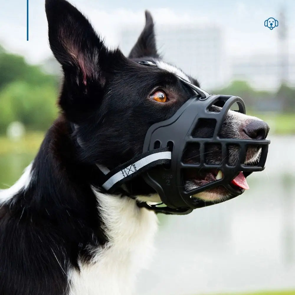 Adjustable Dog Muzzle with Reflective Strip for Drinking