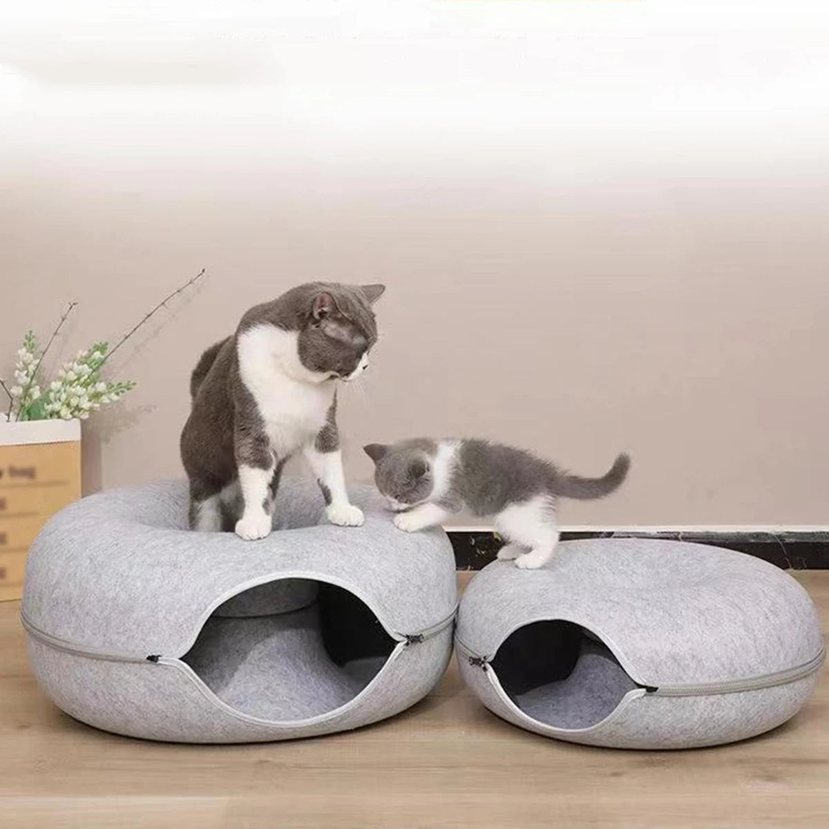 Cat Tunnel Bed – Felt Donut Nest & Sleeping House