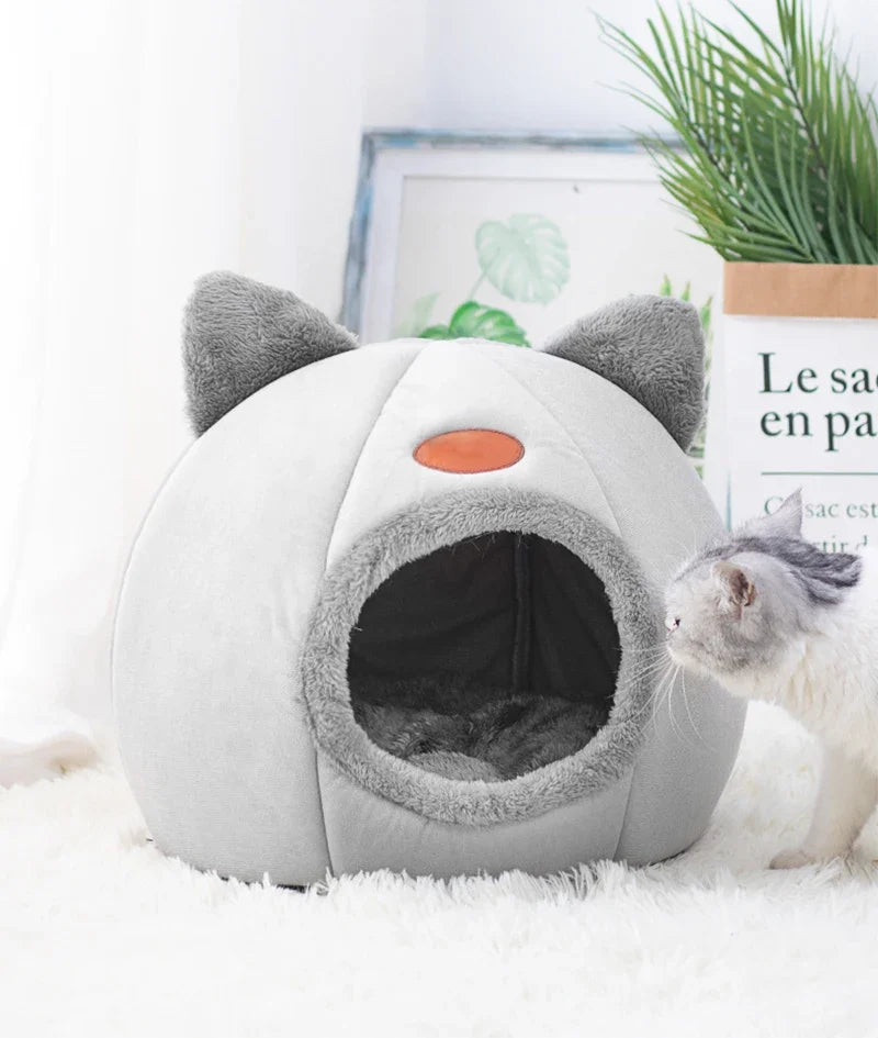 Winter Cat Bed – Cozy Indoor Cave House with Removable Cushion