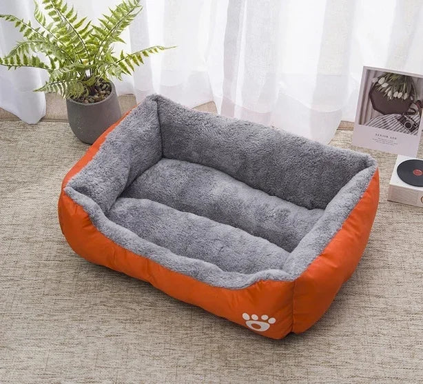 Large Dog Bed – Warm Square Pet Nest for Dogs & Cats