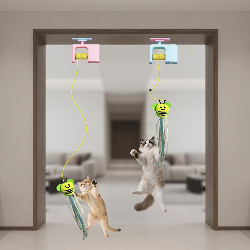 Interactive Hanging Cat Toy – Rechargeable Retractable Feather Toy